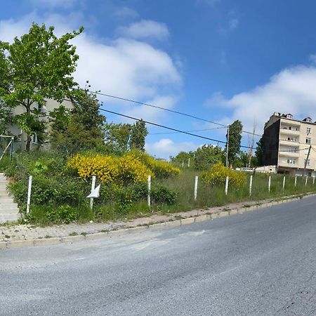 Апартаменты Triplex House Near The Airport Arnavutkoy Экстерьер фото