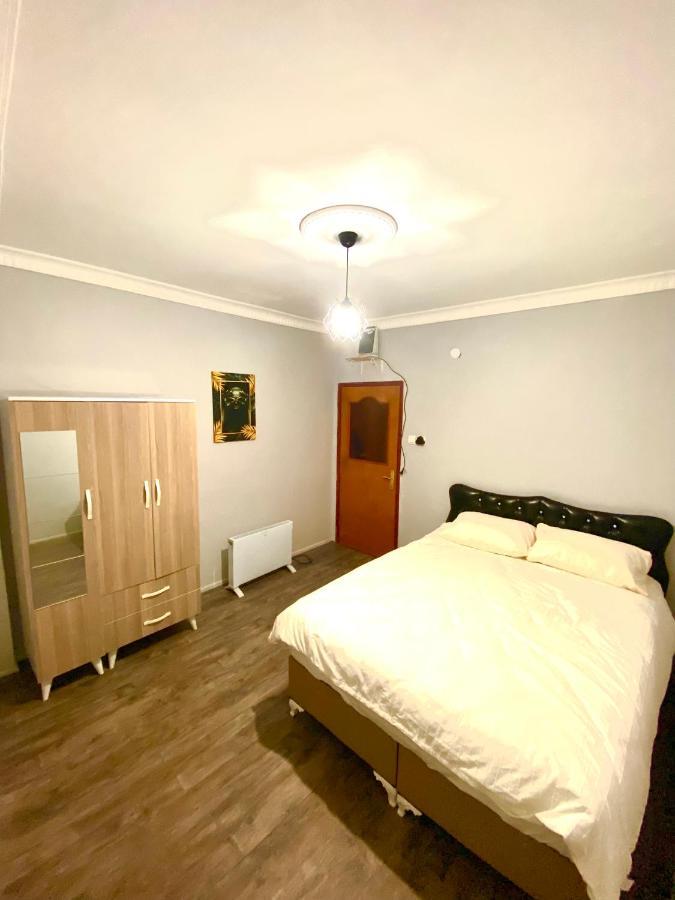 Апартаменты Triplex House Near The Airport Arnavutkoy Экстерьер фото