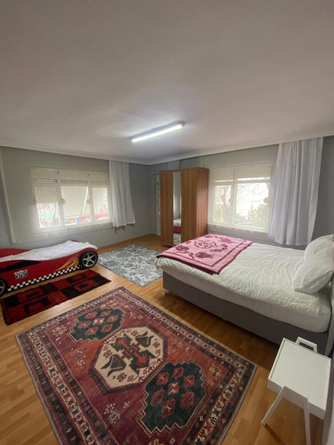 Апартаменты Triplex House Near The Airport Arnavutkoy Экстерьер фото