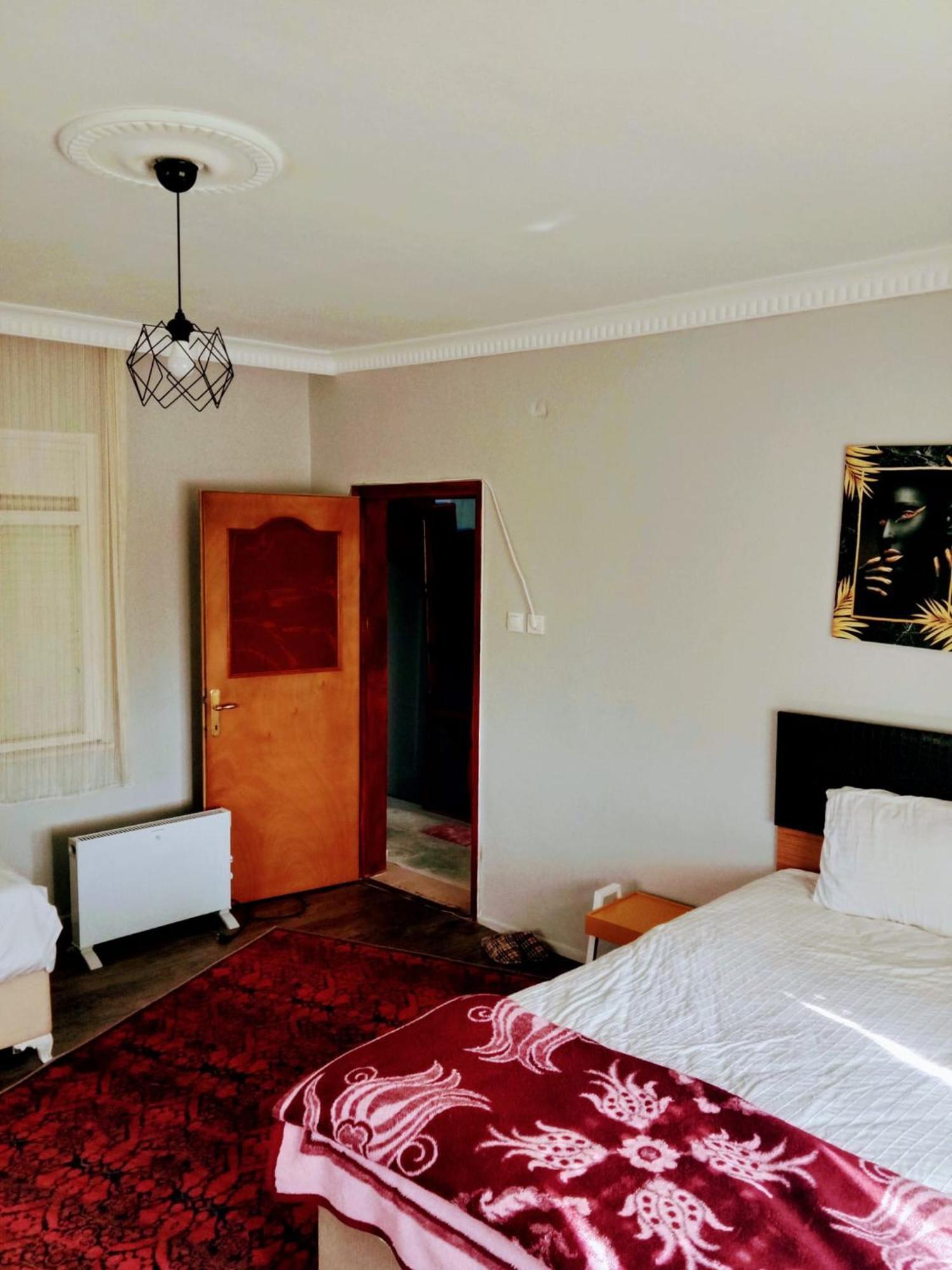 Апартаменты Triplex House Near The Airport Arnavutkoy Экстерьер фото